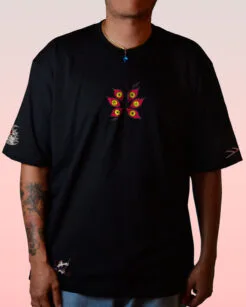 Camiseta negra de Kokushibo con diseño inspirado en Kimetsu no Yaiba.